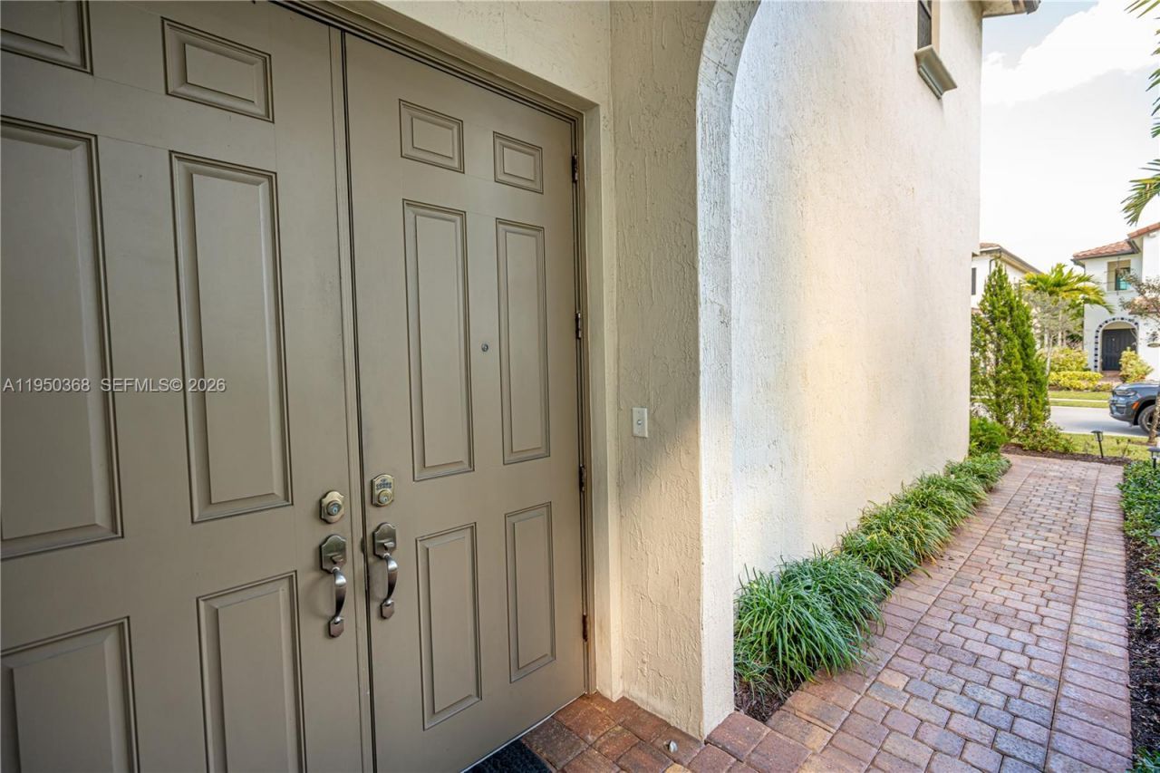 11824 SW 13th Ct, Pembroke Pines, FL 33025 Photo