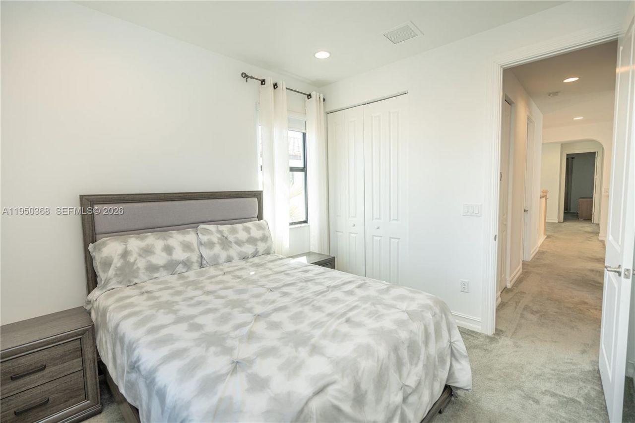 11824 SW 13th Ct, Pembroke Pines, FL 33025 Photo