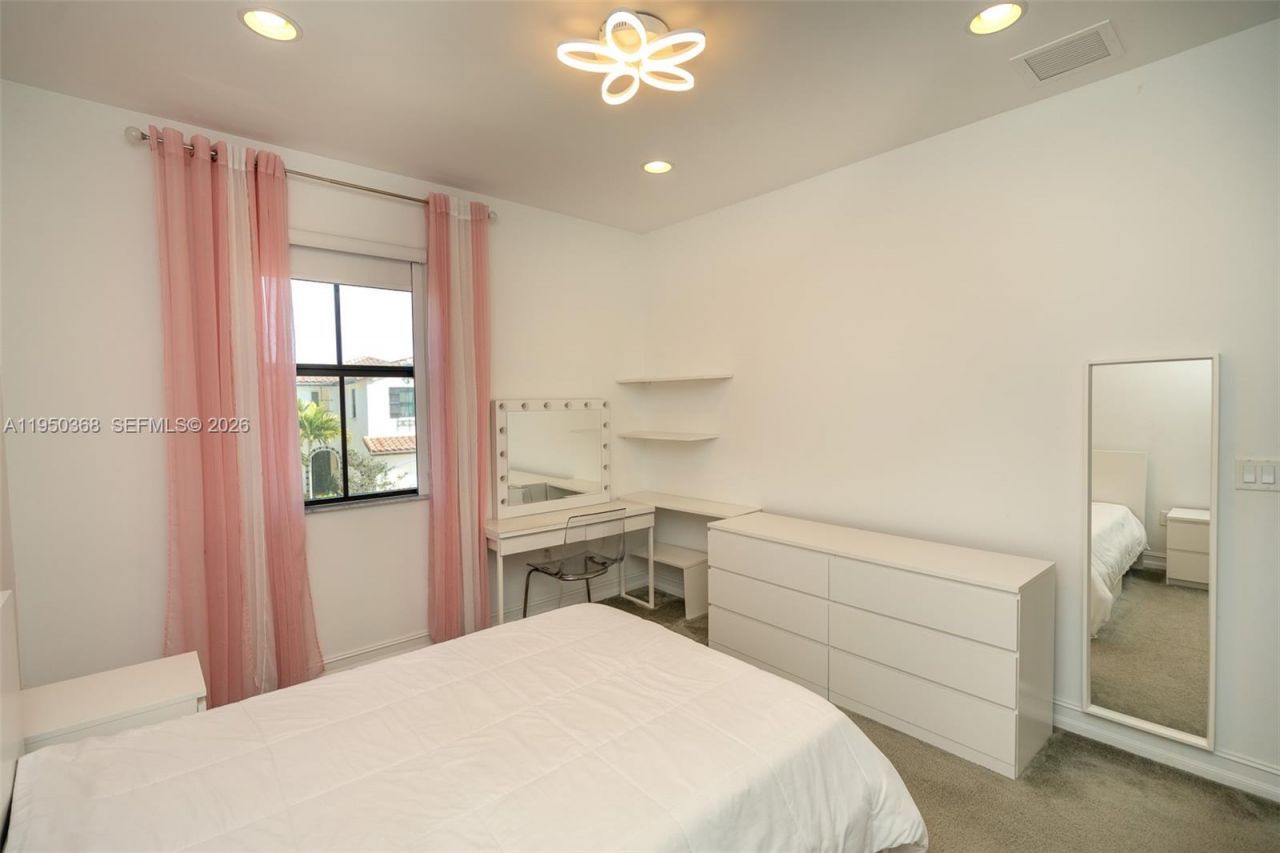 11824 SW 13th Ct, Pembroke Pines, FL 33025 Photo