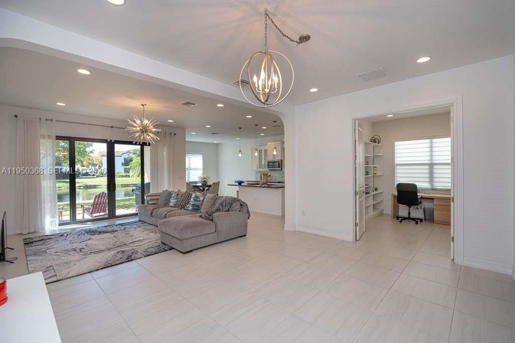 11824 SW 13th Ct, Pembroke Pines, FL 33025 Photo