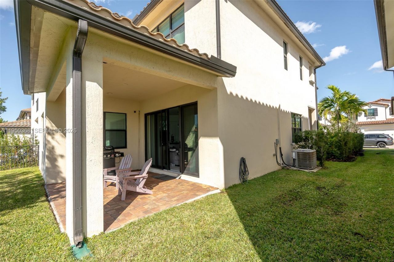 11824 SW 13th Ct, Pembroke Pines, FL 33025 Photo