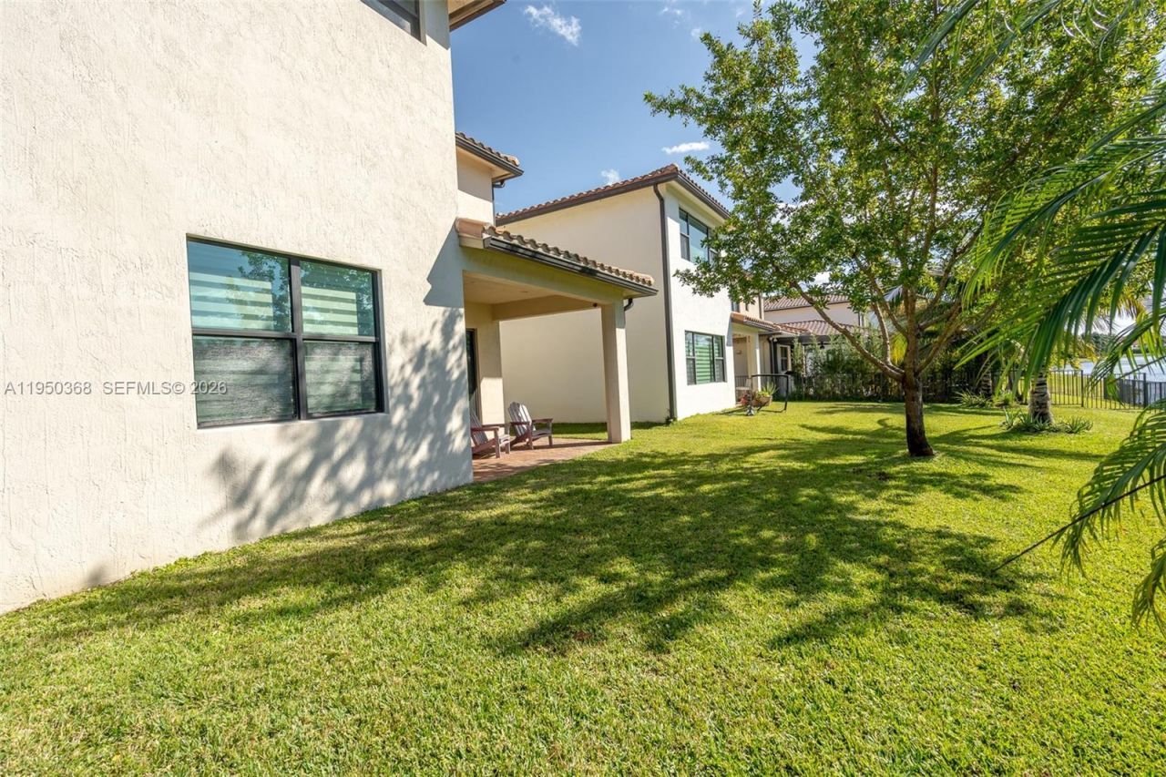 11824 SW 13th Ct, Pembroke Pines, FL 33025 Photo