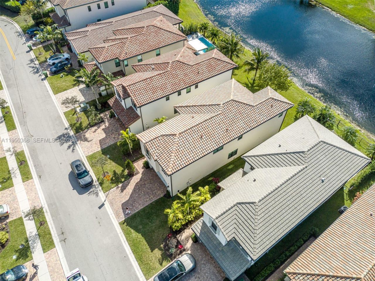 11824 SW 13th Ct, Pembroke Pines, FL 33025 Photo