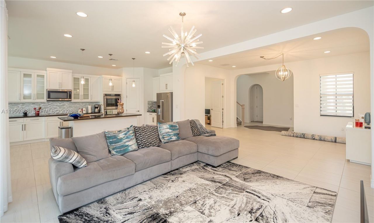 11824 SW 13th Ct, Pembroke Pines, FL 33025 Photo