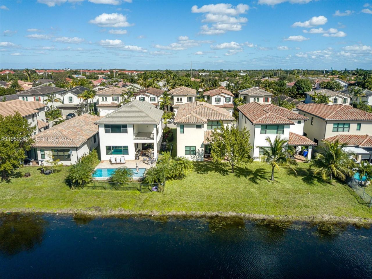 11824 SW 13th Ct, Pembroke Pines, FL 33025 Photo