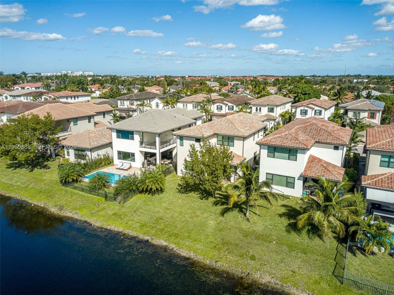 11824 SW 13th Ct, Pembroke Pines, FL 33025 Photo