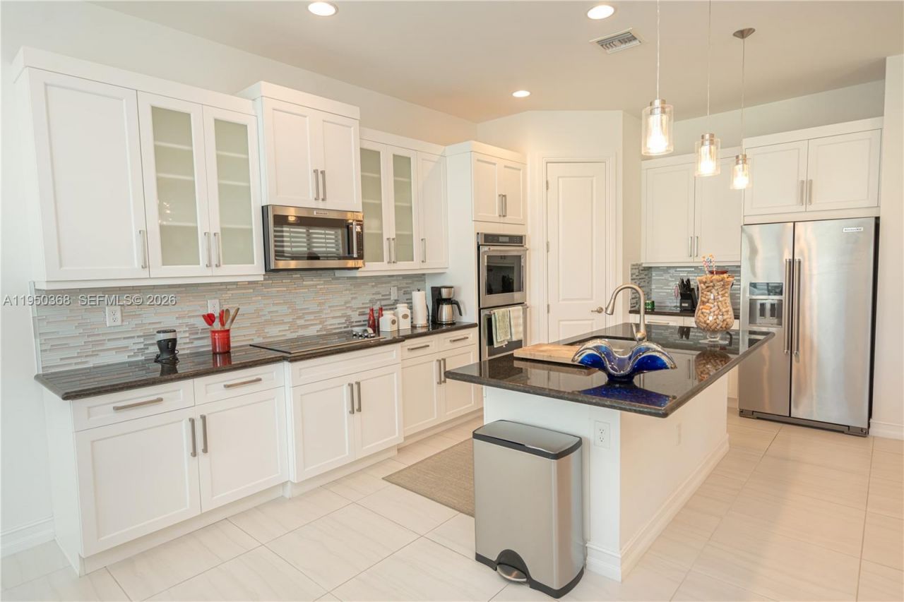 11824 SW 13th Ct, Pembroke Pines, FL 33025 Photo