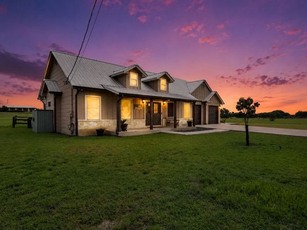 445 Spanish Grant, Bandera, TX 78003