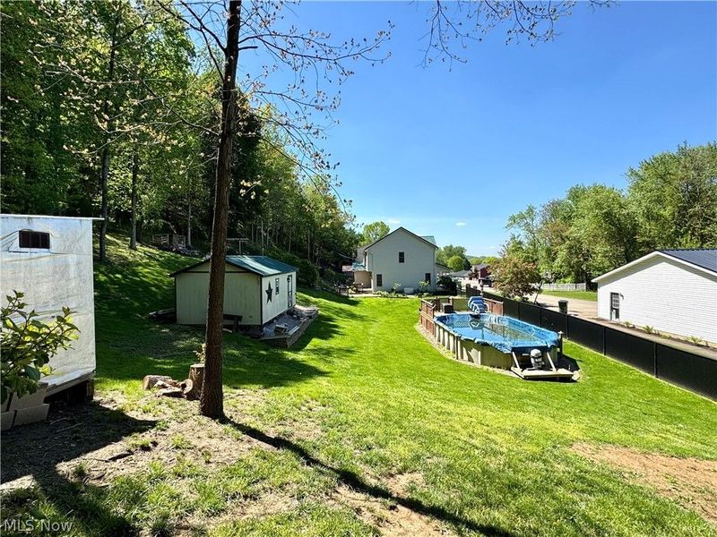 828 Green Drive, Coshocton, OH 43812 Photo 12