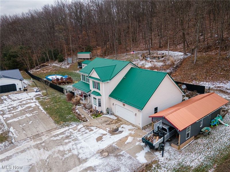 828 Green Drive, Coshocton, OH 43812 Photo 13