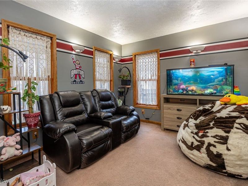 828 Green Drive, Coshocton, OH 43812 Photo 18