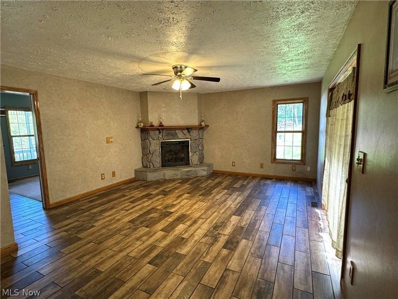 828 Green Drive, Coshocton, OH 43812 Photo 18