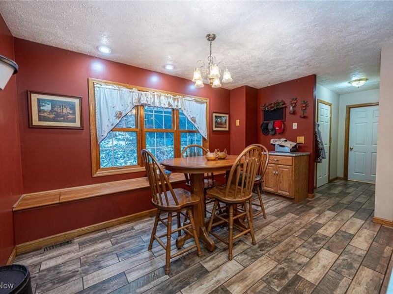 828 Green Drive, Coshocton, OH 43812 Photo 23