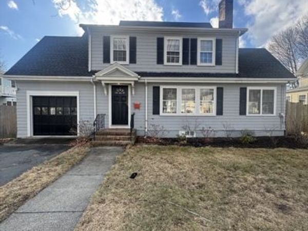 12 Pickwick, Marblehead, MA 01945