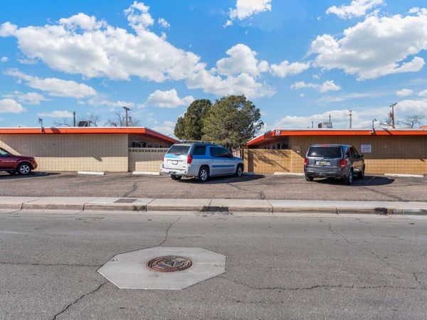 631 & 633 Mesilla Street SE, Albuquerque, NM 87108