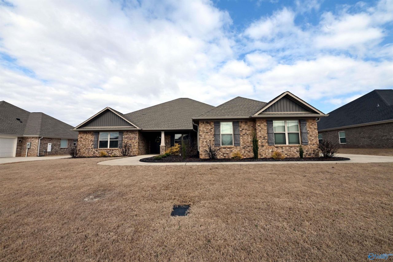 26435 Ashland Ridge Lane Athens, AL 35613