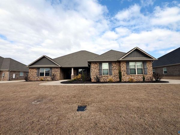 26435 Ashland Ridge Lane, Athens, AL 35613