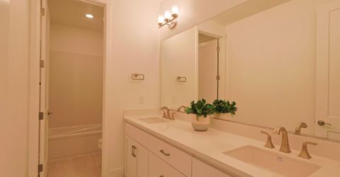 5638 Lakepointe Dr, Rocklin, CA 95677 Photo