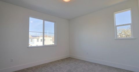 5638 Lakepointe Dr, Rocklin, CA 95677 Photo