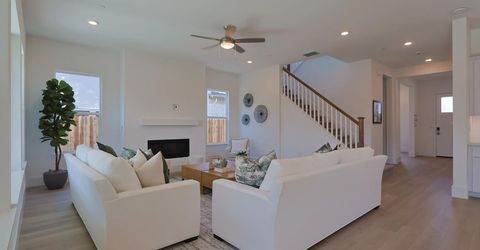 5638 Lakepointe Dr, Rocklin, CA 95677 Photo