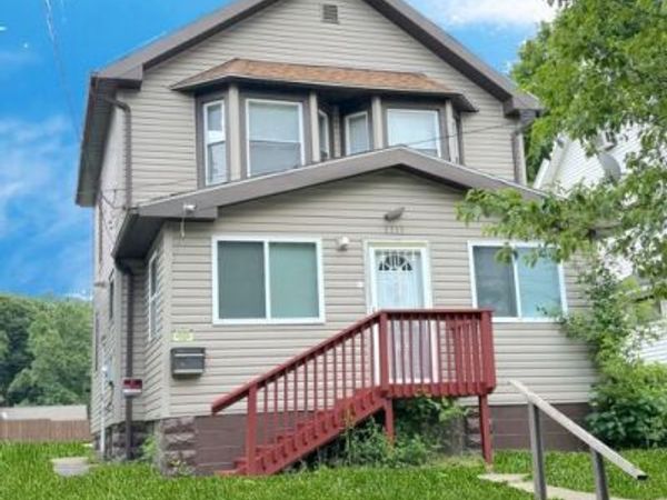 1113 Laurel Avenue, Akron, OH 44307