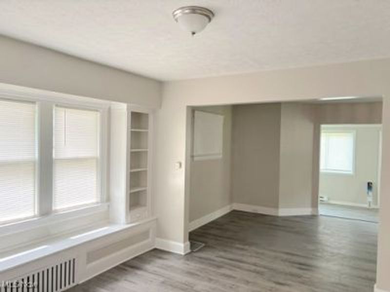 1113 Laurel Avenue, Akron, OH 44307 Photo 3