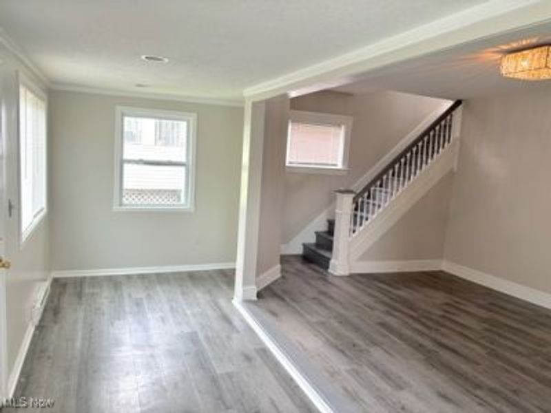 1113 Laurel Avenue, Akron, OH 44307 Photo 4