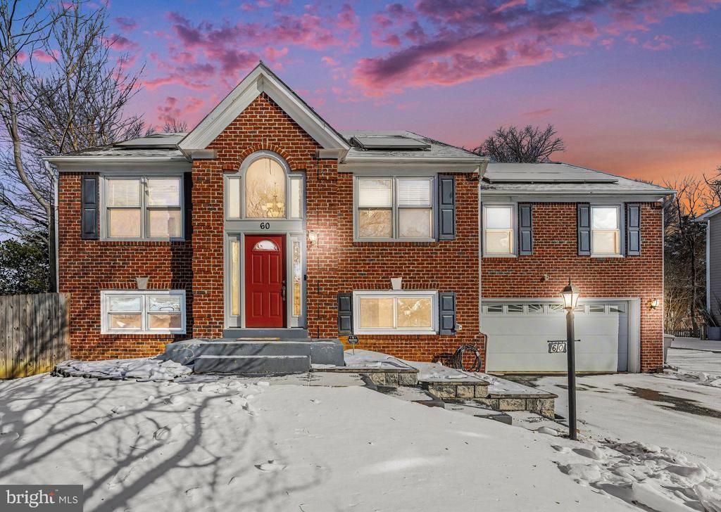 60 Dawson Drive, Fredericksburg, VA 22405 Main Photo