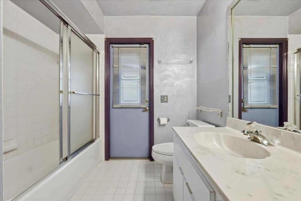 8870 NW 49th Drive, Coral Springs, FL 33067 Photo