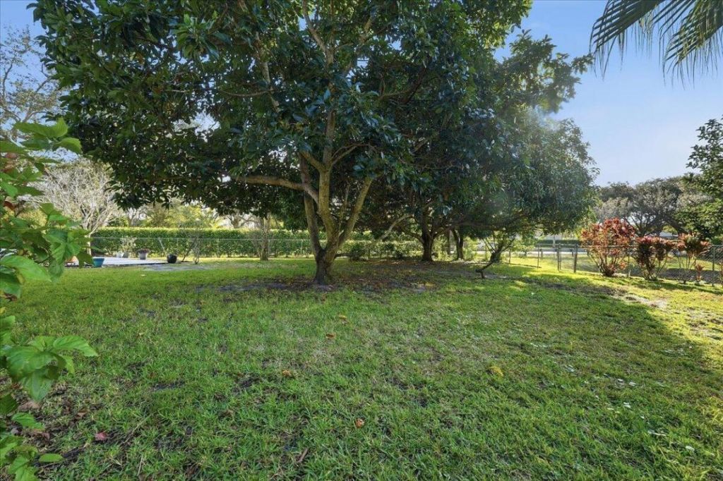 8870 NW 49th Drive, Coral Springs, FL 33067 Photo