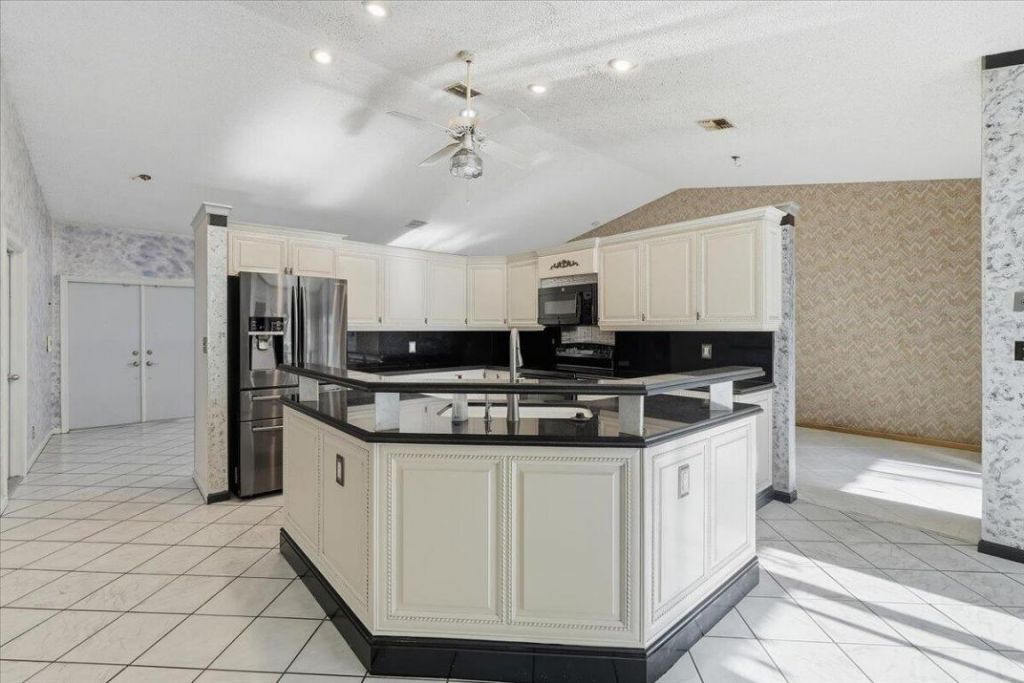 8870 NW 49th Drive, Coral Springs, FL 33067 Photo