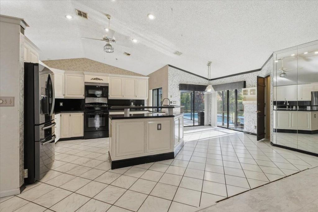 8870 NW 49th Drive, Coral Springs, FL 33067 Photo