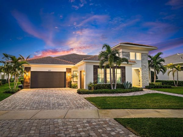 9243 Coral Isles Circle, Palm Beach Gardens, FL 33412