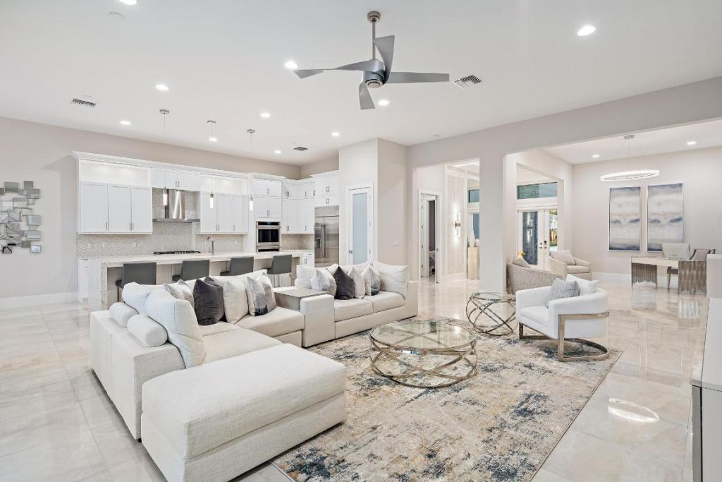 9243 Coral Isles Circle, Palm Beach Gardens, FL 33412 Photo