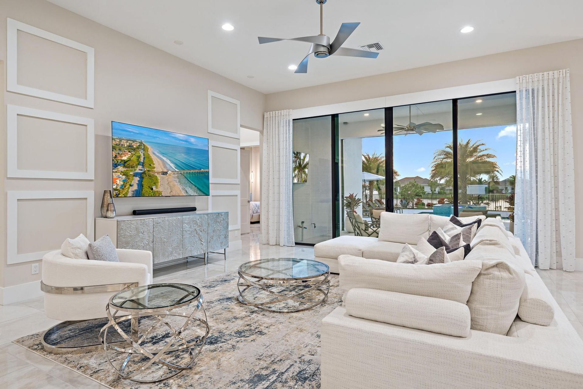 9243 Coral Isles Circle, Palm Beach Gardens, FL 33412 Photo