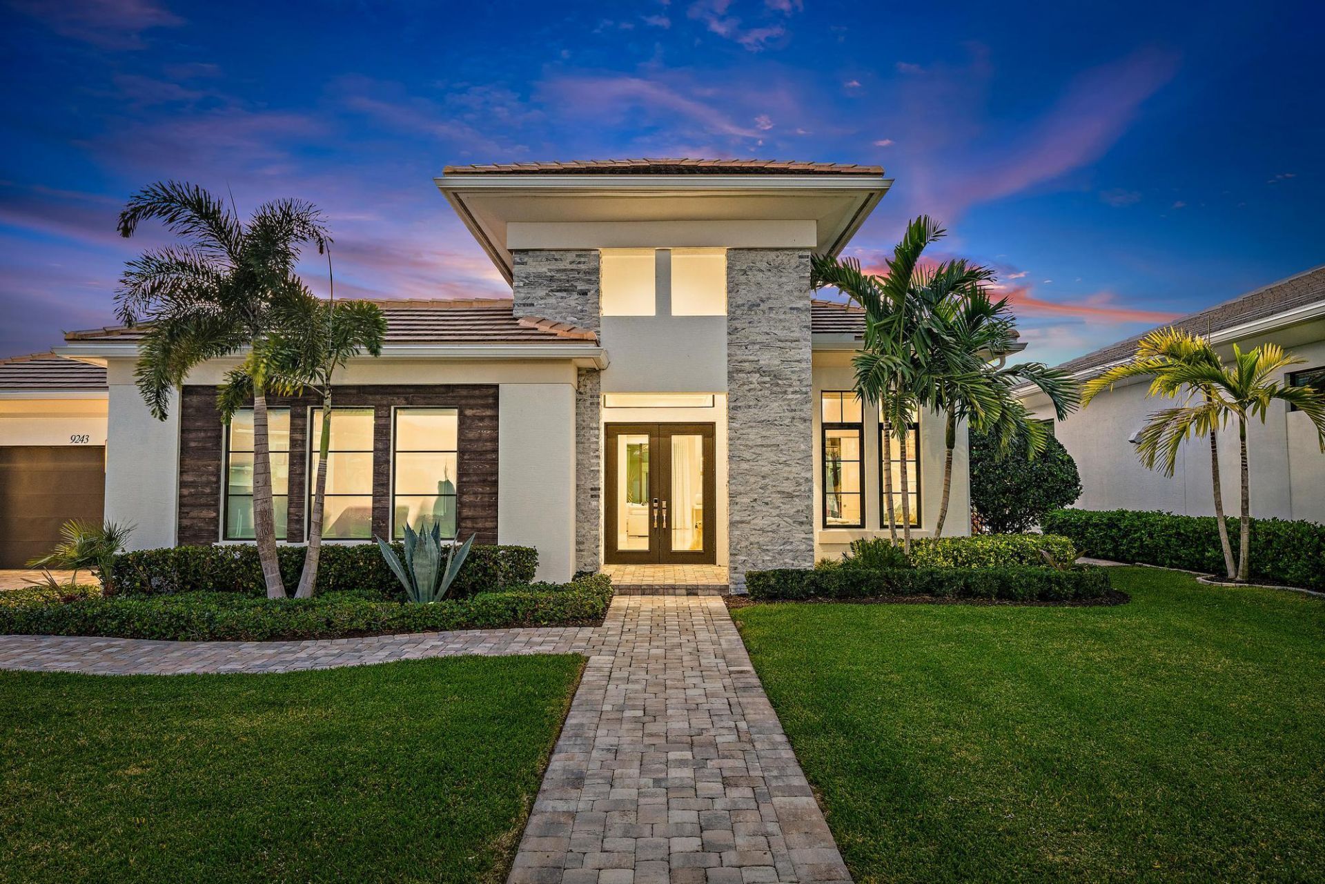 9243 Coral Isles Circle, Palm Beach Gardens, FL 33412 Photo