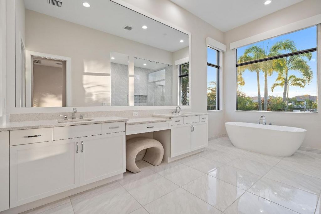 9243 Coral Isles Circle, Palm Beach Gardens, FL 33412 Photo