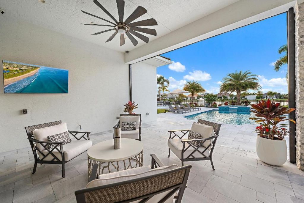 9243 Coral Isles Circle, Palm Beach Gardens, FL 33412 Photo