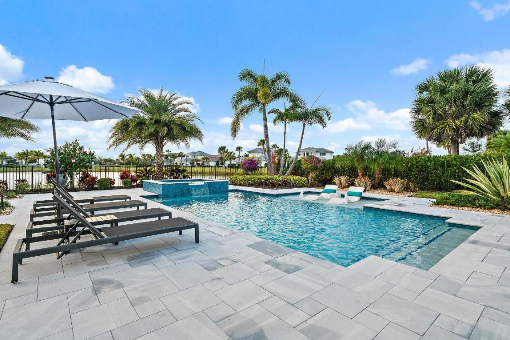 9243 Coral Isles Circle, Palm Beach Gardens, FL 33412 Photo