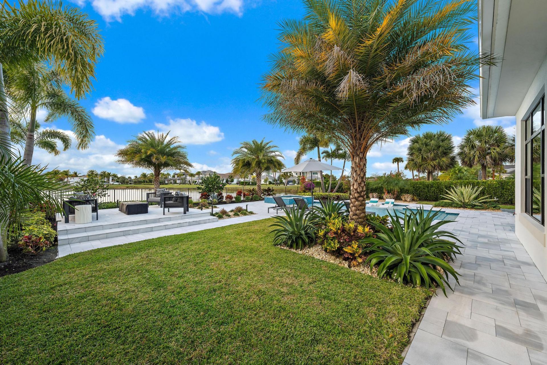 9243 Coral Isles Circle, Palm Beach Gardens, FL 33412 Photo