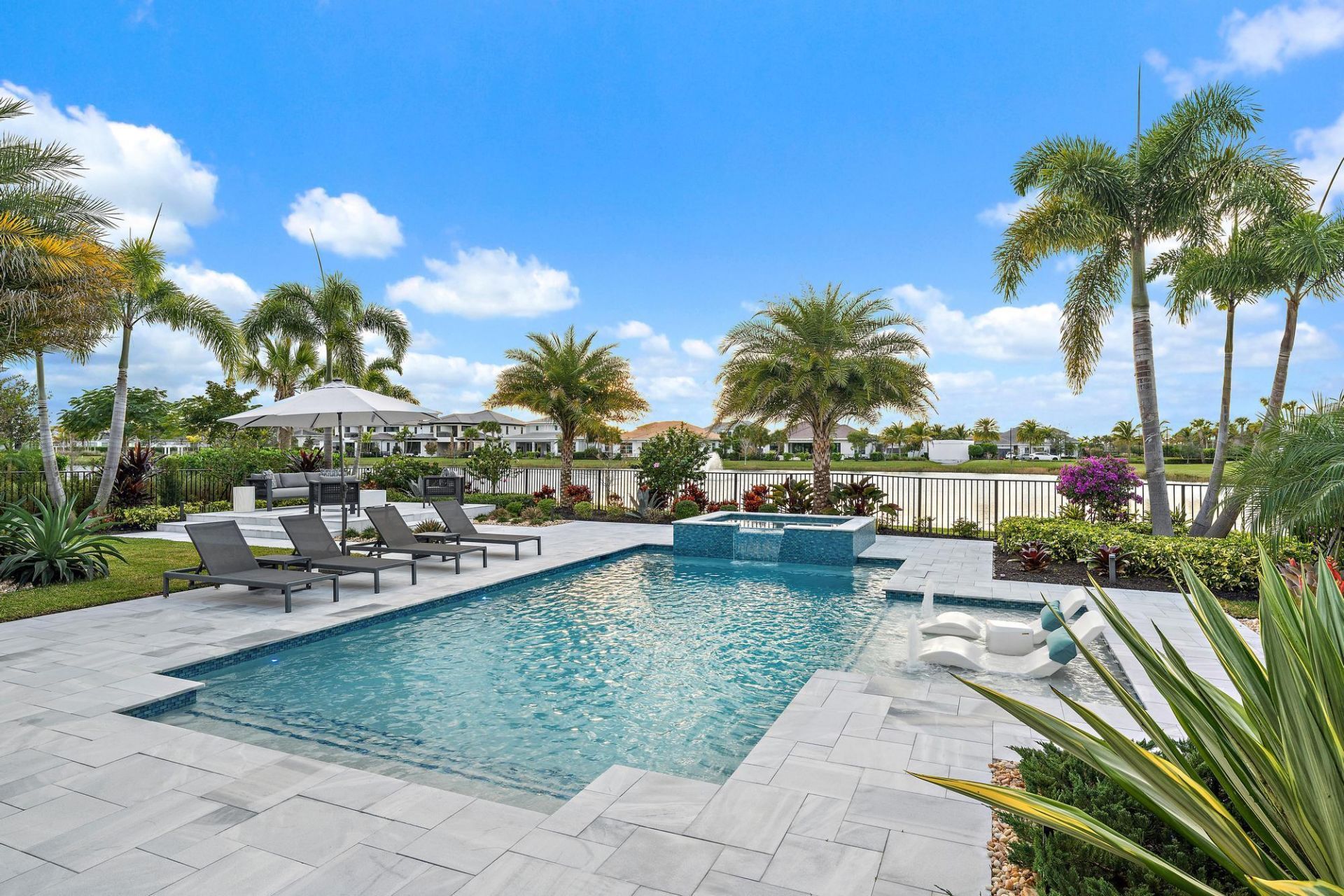 9243 Coral Isles Circle, Palm Beach Gardens, FL 33412 Photo