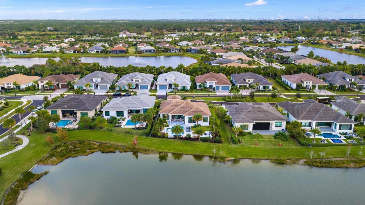 9243 Coral Isles Circle, Palm Beach Gardens, FL 33412 Photo