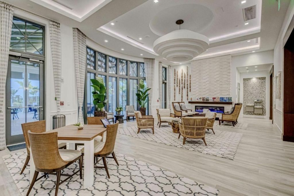 9243 Coral Isles Circle, Palm Beach Gardens, FL 33412 Photo