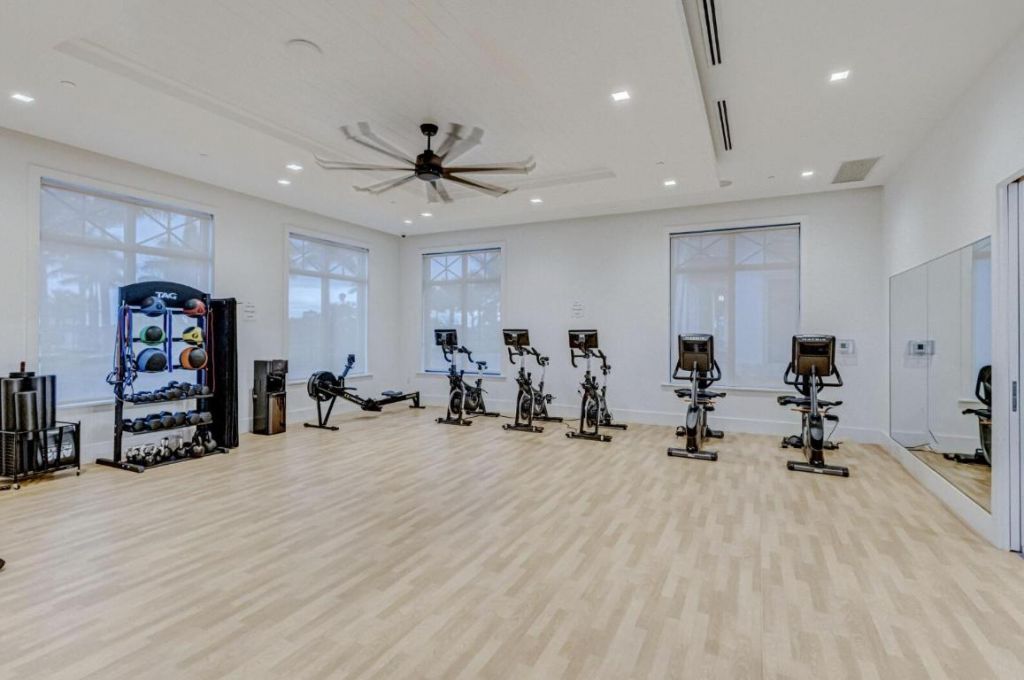 9243 Coral Isles Circle, Palm Beach Gardens, FL 33412 Photo