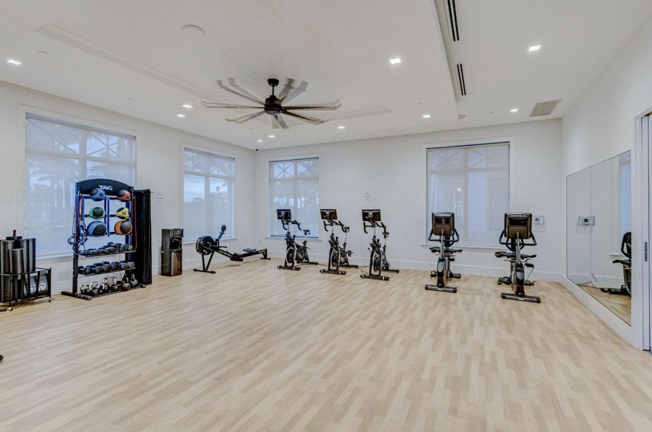 9243 Coral Isles Circle, Palm Beach Gardens, FL 33412 Photo