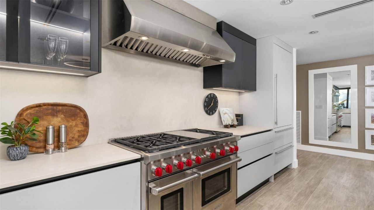 2205 S Surf Road, Unit 4B, Hollywood, FL 33019 Photo