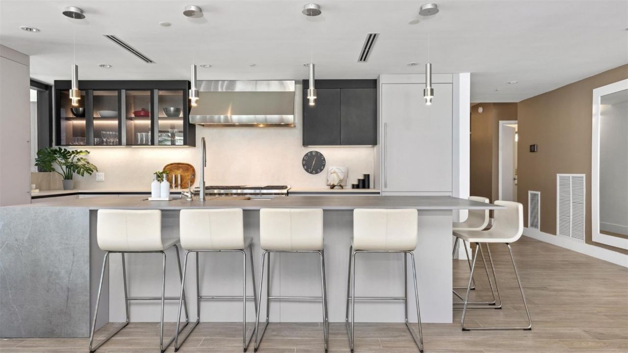 2205 S Surf Road, Unit 4B, Hollywood, FL 33019 Photo