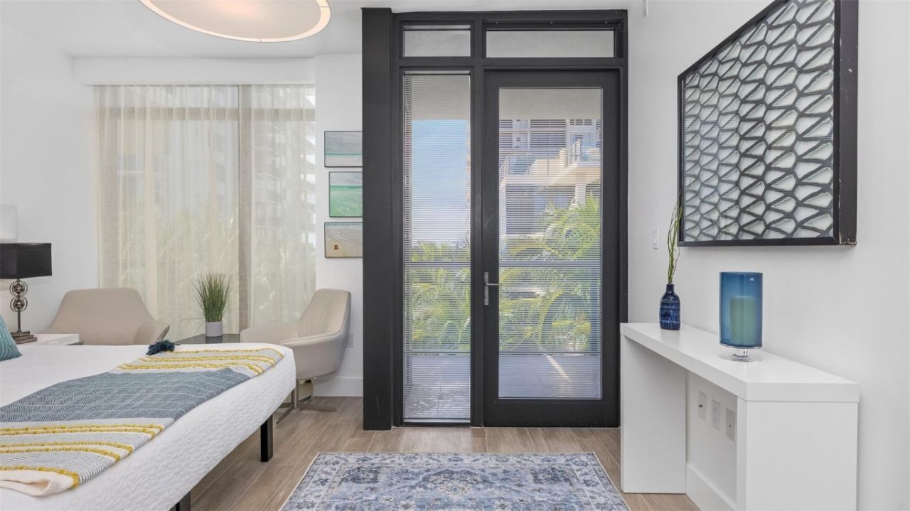 2205 S Surf Road, Unit 4B, Hollywood, FL 33019 Photo