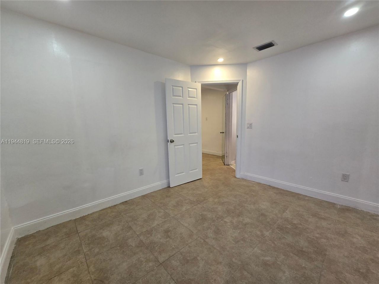 2957 SW 36th Ct, Unit 6, Miami, FL 33133 Photo