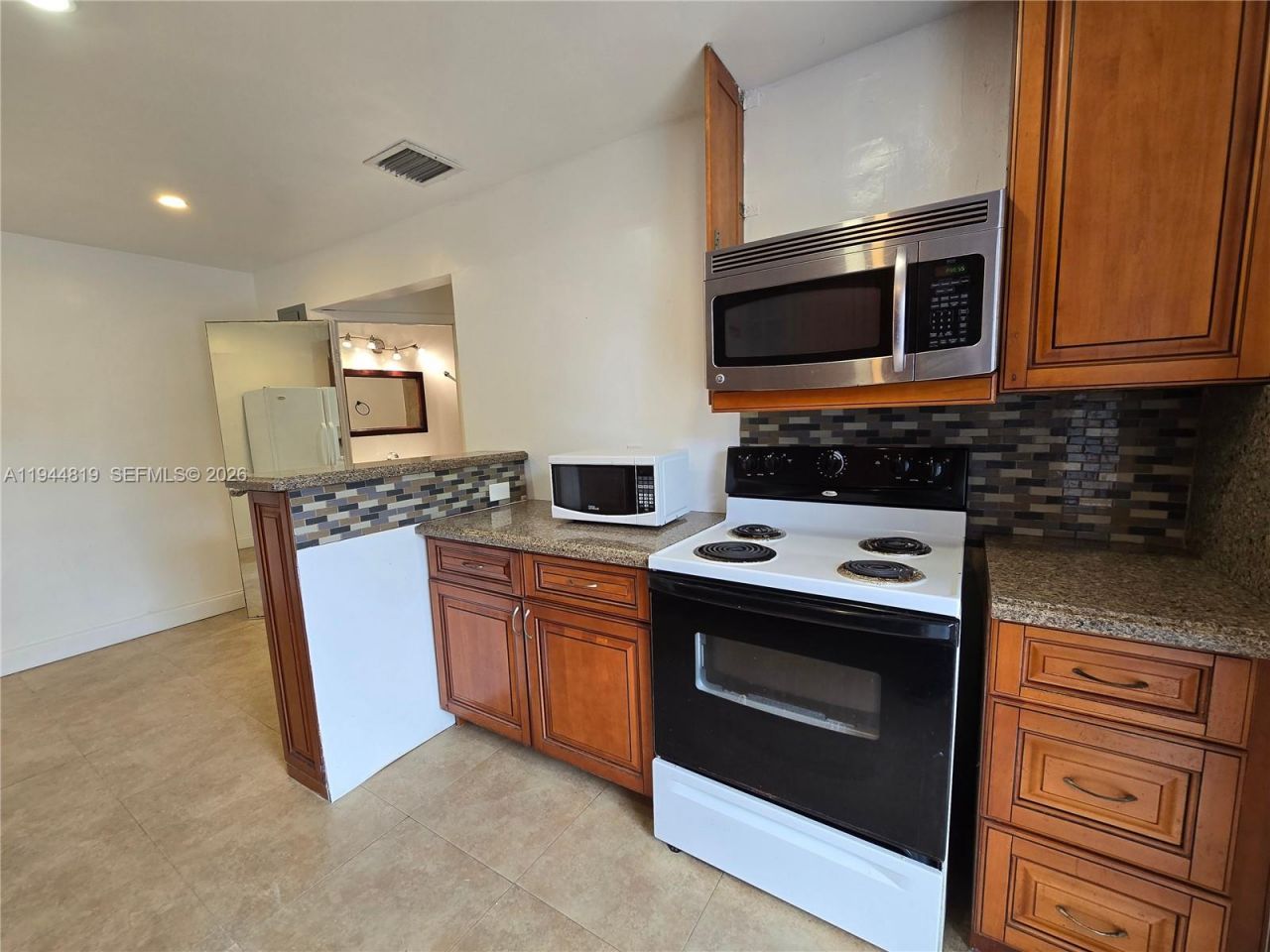 2957 SW 36th Ct, Unit 6, Miami, FL 33133 Photo